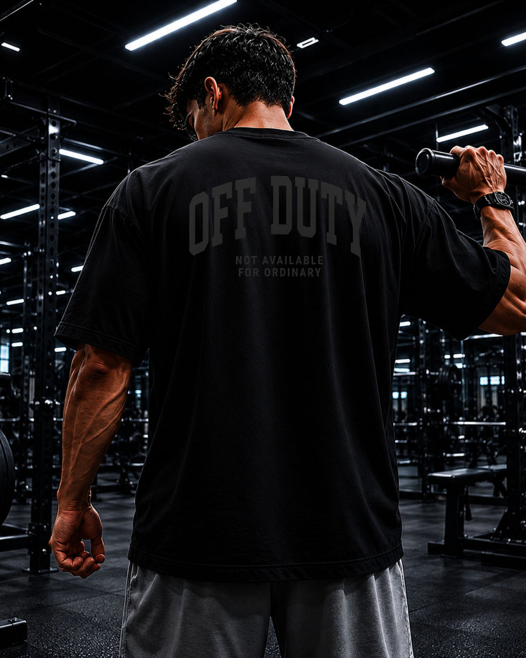 Oversized gymwear OFF DUTY diseñado en Perú