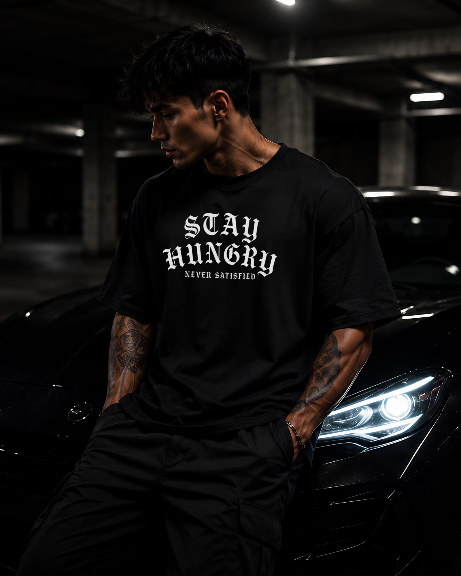 Polo oversized heavyweight STAY HUNGRY NEVER SATISFIED estilo athletic streetwear negro